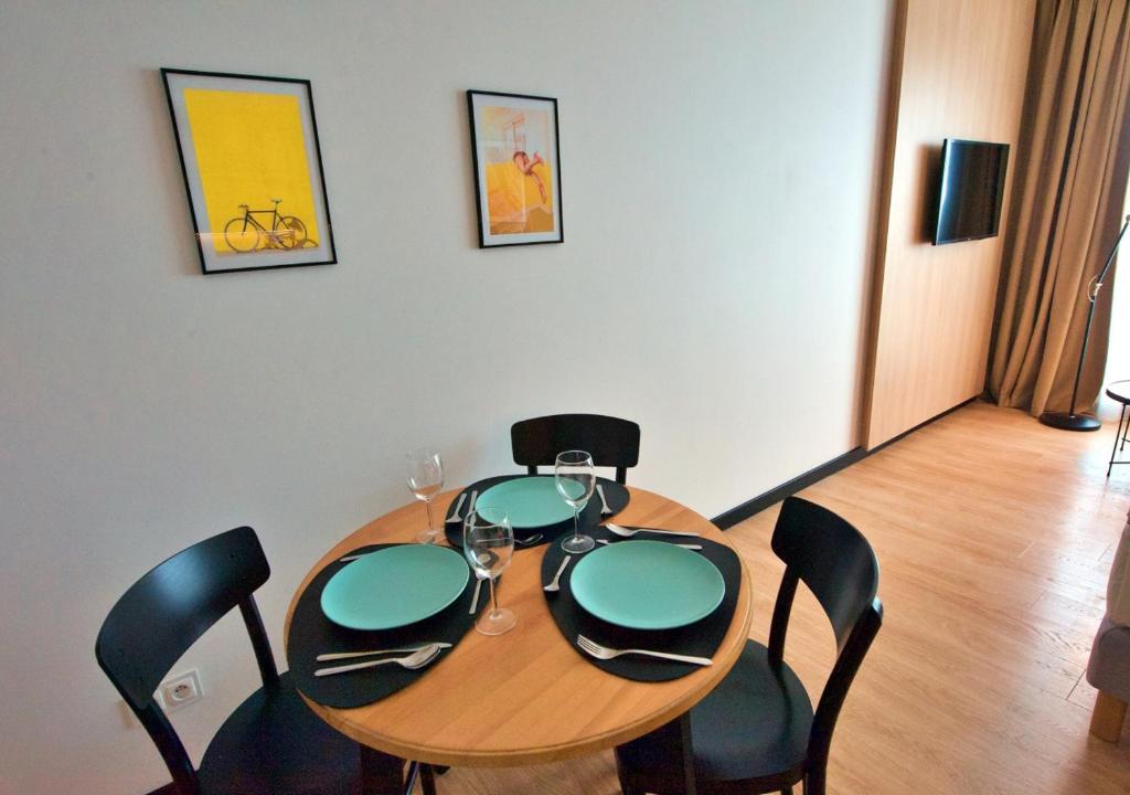BK Aparthotel Praga - National Stadium - Comfortable Apartment for 4 people - 5