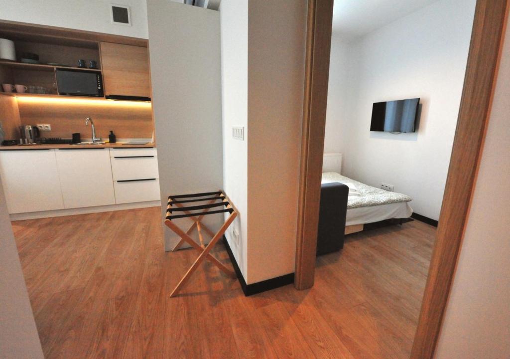 BK Aparthotel Praga - National Stadium - Comfortable Apartment for 4 people - 4