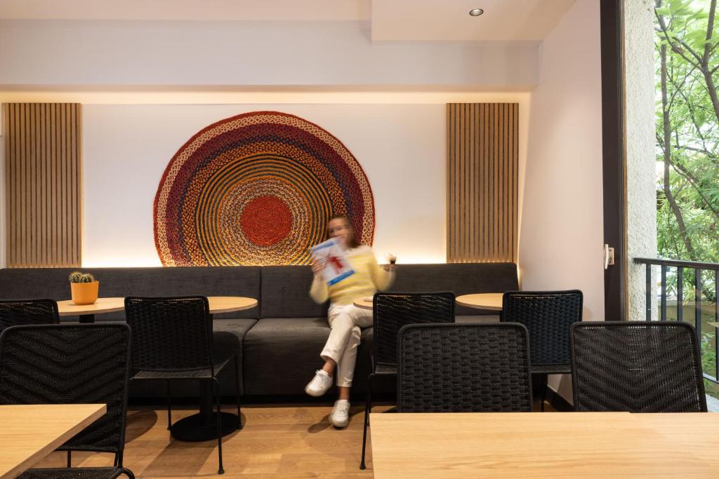 Korner Montmartre - Resim 26