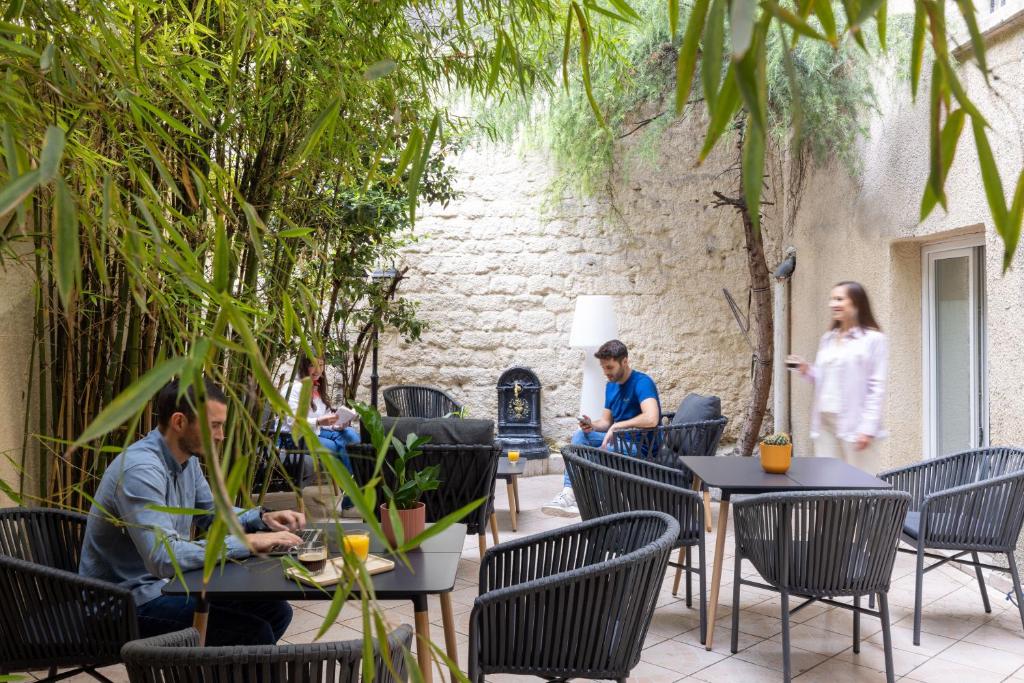 Korner Montmartre - Resim 6