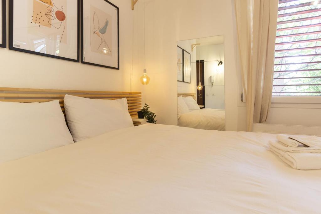 BNB La Piccola - Free Parking - Resim 12