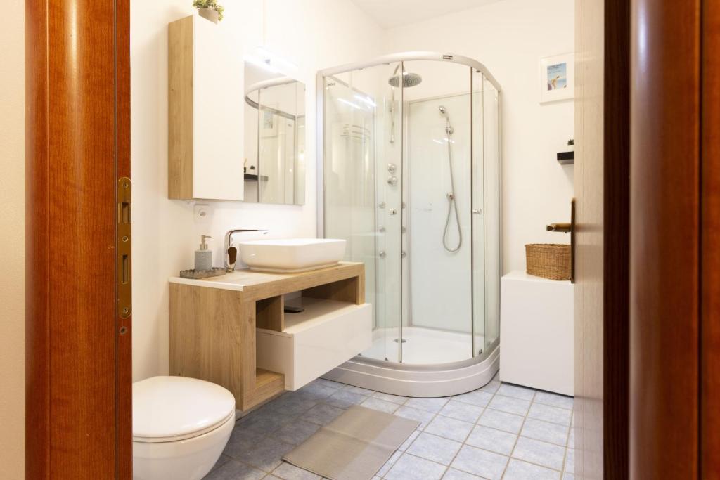 BNB La Piccola - Free Parking - Resim 21