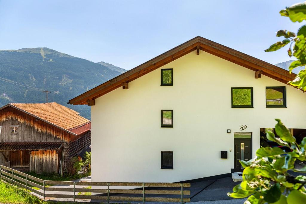Nespecifikovaný výhled na hory nebo výhled na hory při pohledu z apartmánu