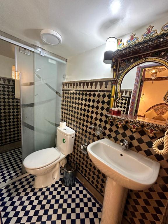 Koupelna v ubytování Riad Shama Fes