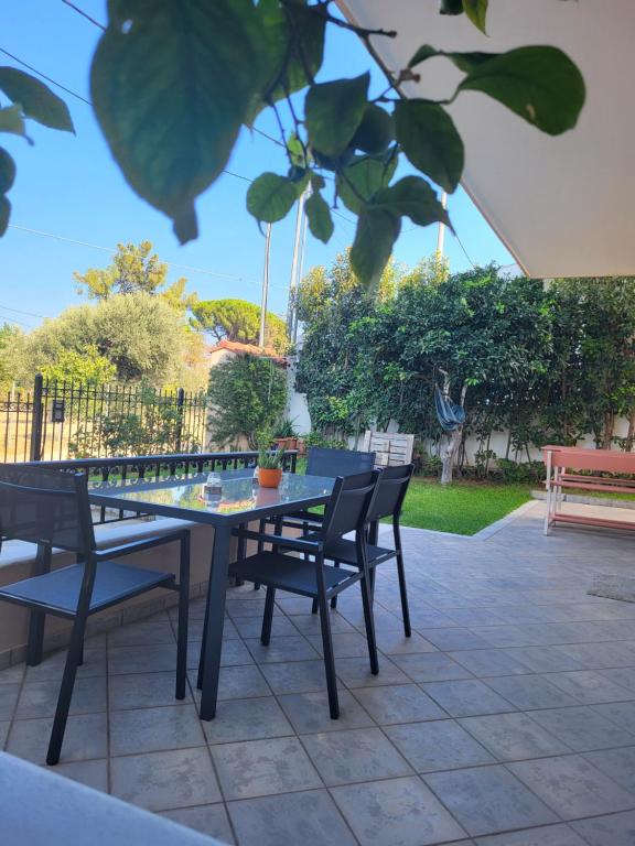 Fotografie z fotogalerie ubytování Villa Alexander v destinaci Nea Makri