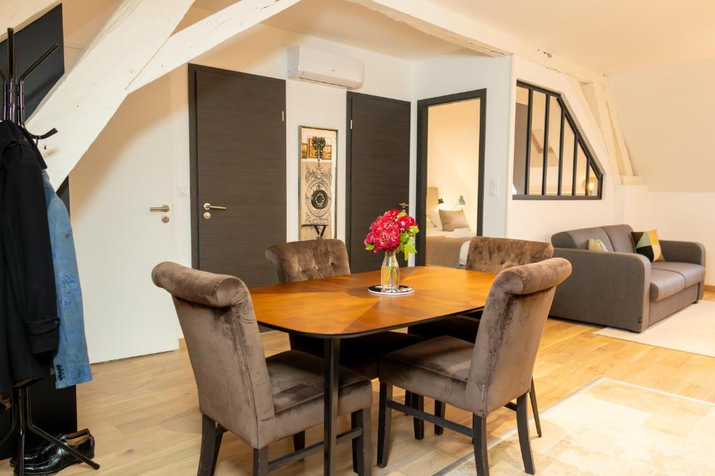 Posezení v ubytování Le Central Boutique Hôtel