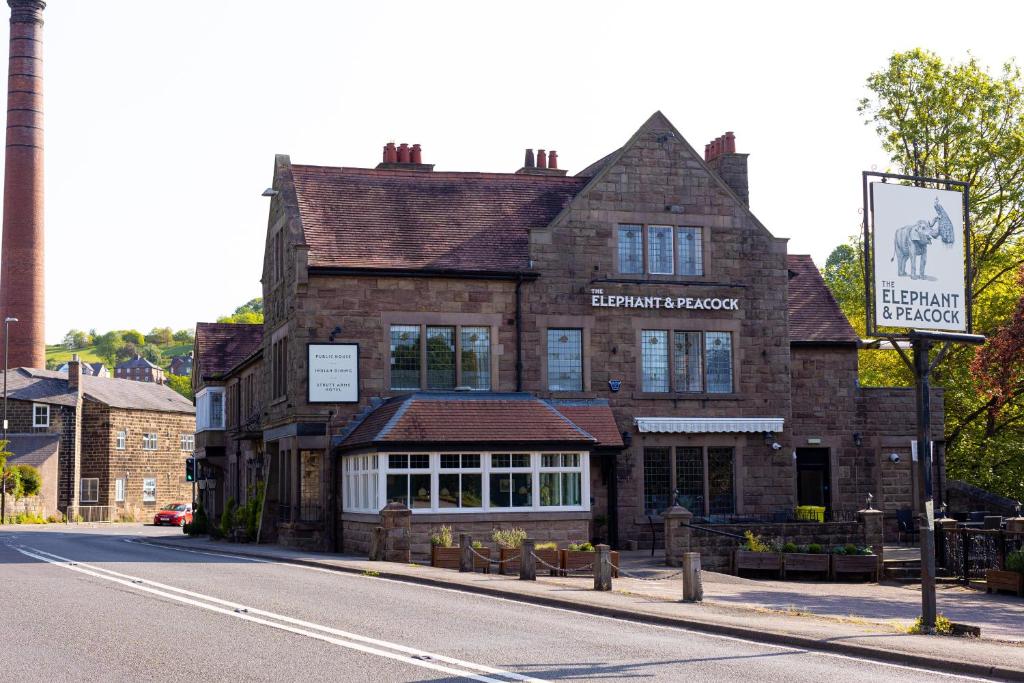 The Strutt Arms - Housity