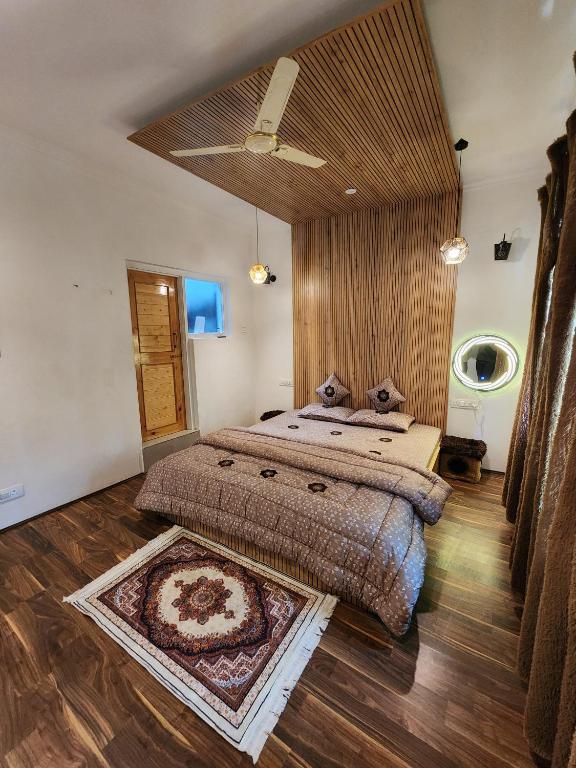 Postel nebo postele na pokoji v ubytování Serenity Inn home stay