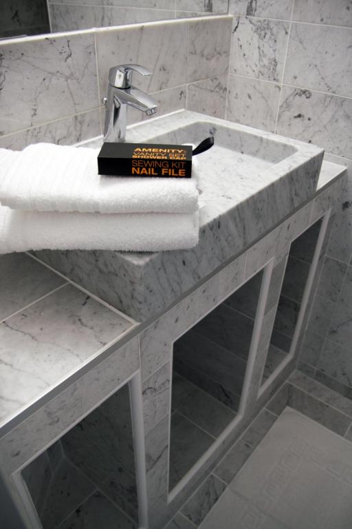 Hôtel & Appartements Monsigny - Resim 27