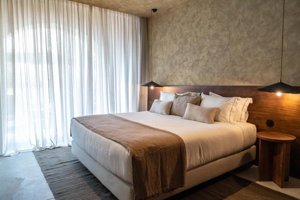 
Queen Room with Garden View
