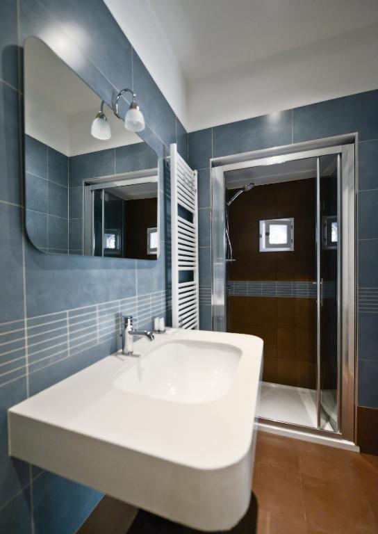 Kopalnica v nastanitvi Alsecondopiano B&B