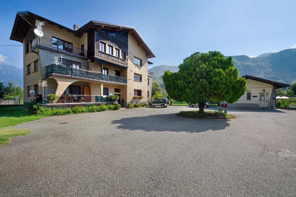 Nespecifikovaný výhled na hory nebo výhled na hory při pohledu z apartmánu