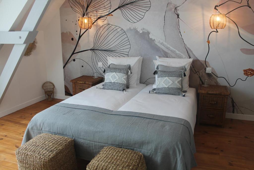 Postel nebo postele na pokoji v ubytování Les 13 lavoirs d'antan - chambre zen attitude