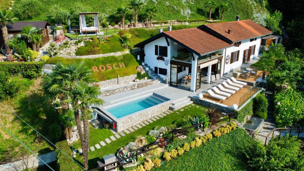 Bazén v ubytování Villa Rosch nebo v jeho okolí