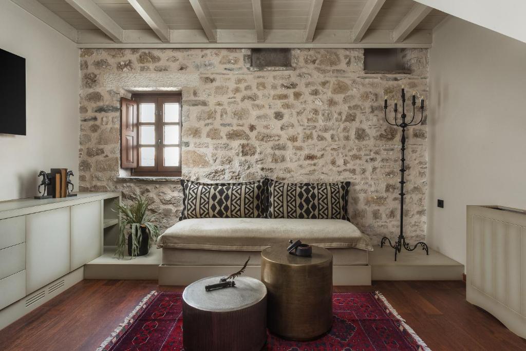 Stoes Boutique Hotel - Loft Gem Com Banheira E Lareira