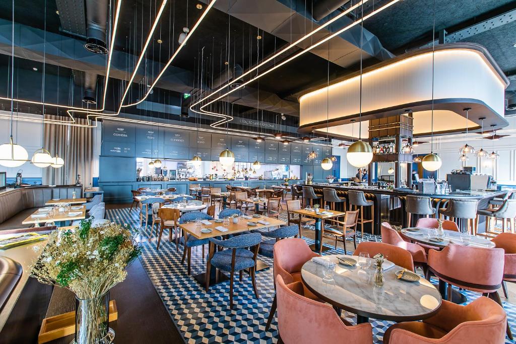 The Editory Riverside Hotel, an Historic Hotel - Resim 4