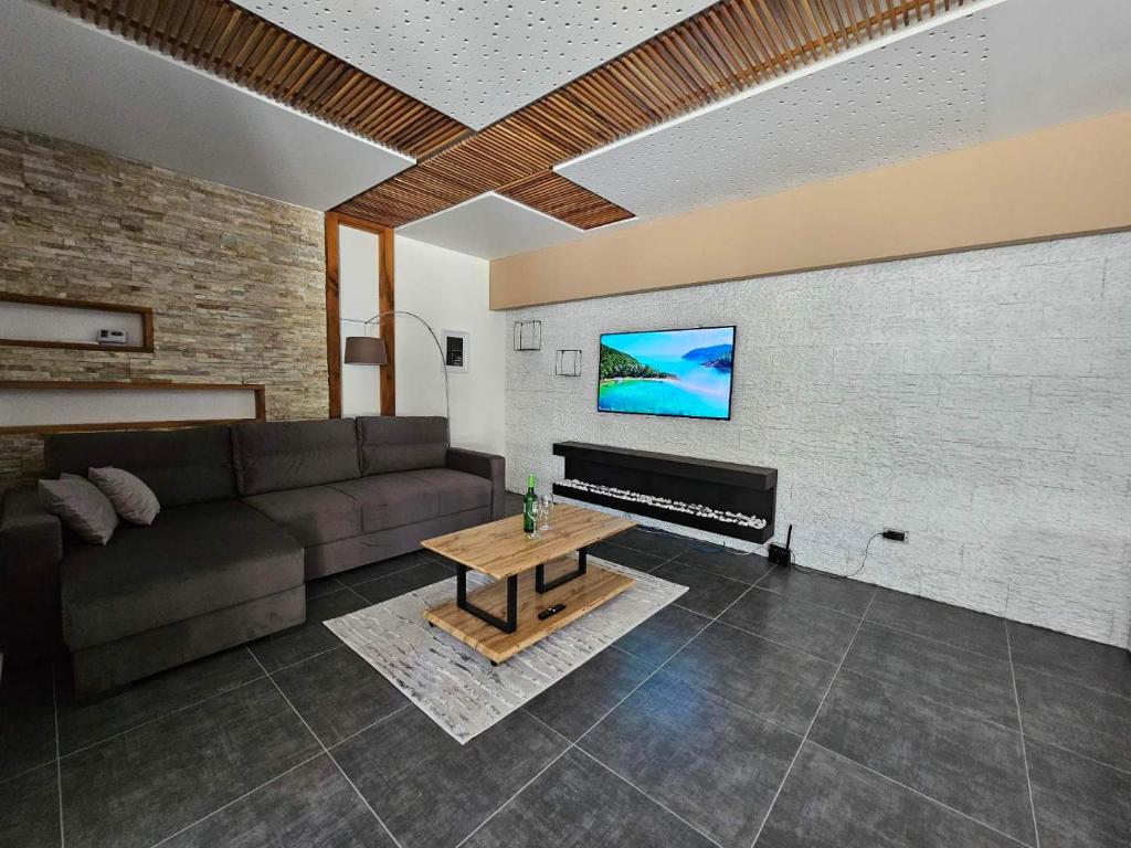 DML Apartments - Appartamento Con Una Camera Da Letto E Terrazza