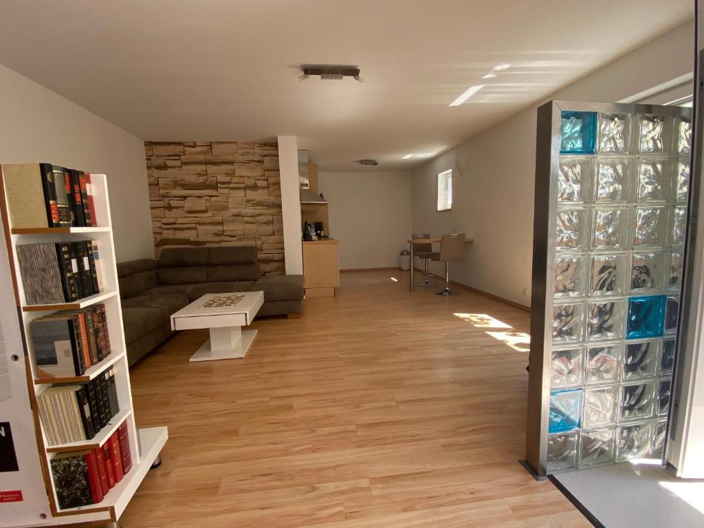 Ένα μπάνιο στο Ferienwohnung an den Weinbergen