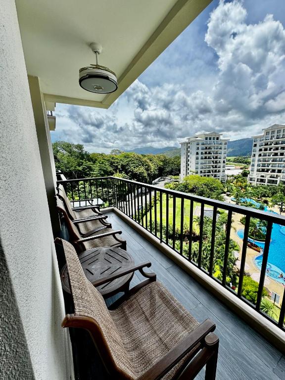 Balkón nebo terasa v ubytování Luxury Condo at Jaco Bay, Costa Rica's best beach