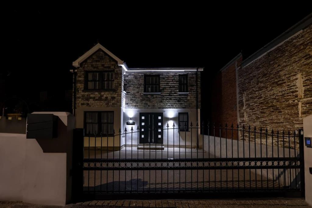 Bygningen som feriehuset ligger i