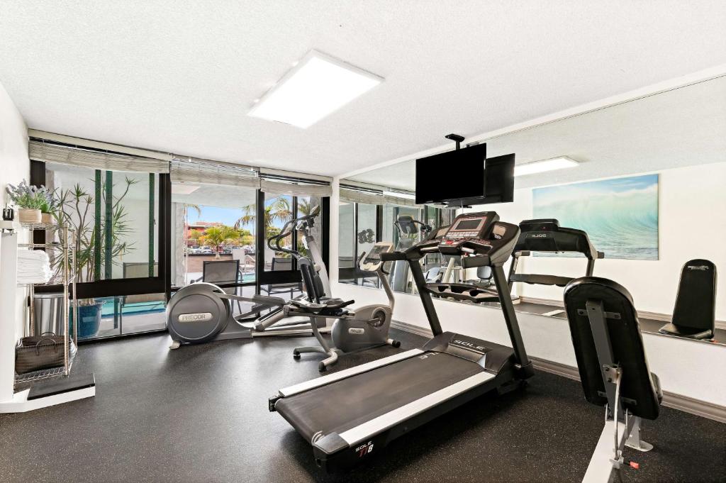 Best Western Yacht Harbor Hotel photo