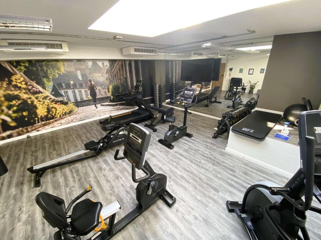 Fitness centrum a/nebo fitness zařízení v ubytování Park Inn by Radisson Luxembourg City