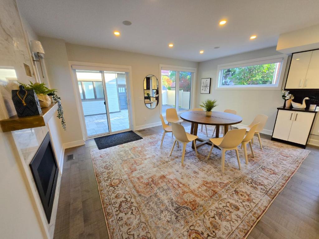 Byward-Market Luxury GuestHouse - Resim 13