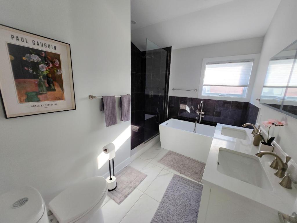 Byward-Market Luxury GuestHouse - Resim 17