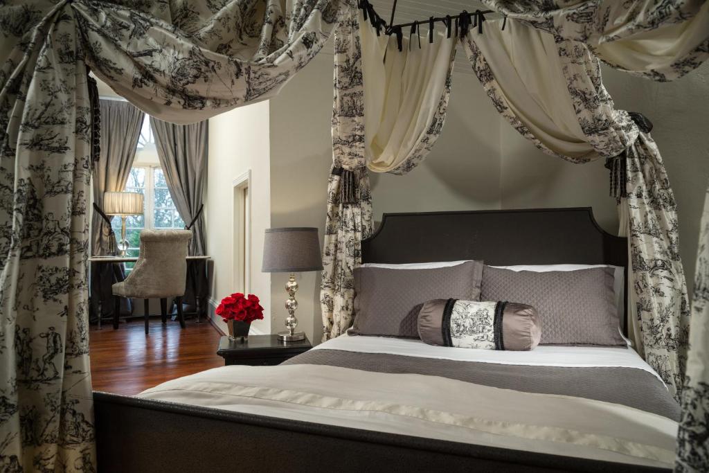 The Twelve Oaks Bed & Breakfast - Suíte Com Banho De Spa