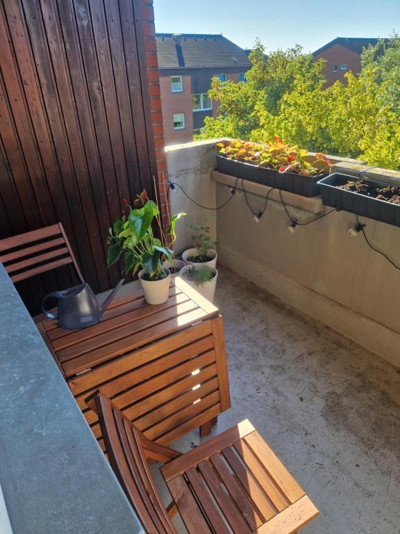 Balkón nebo terasa v ubytování Fully equipped two-room apartment with balcony