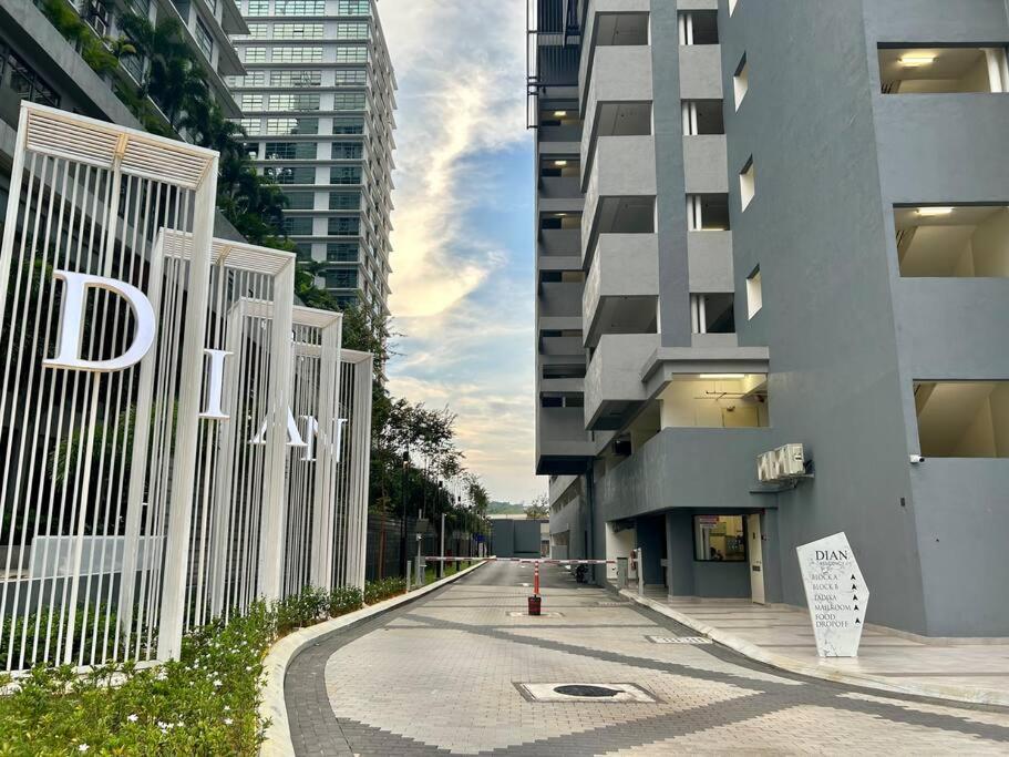 75's Urban Escape, Seksyen 13, Shah Alam photo