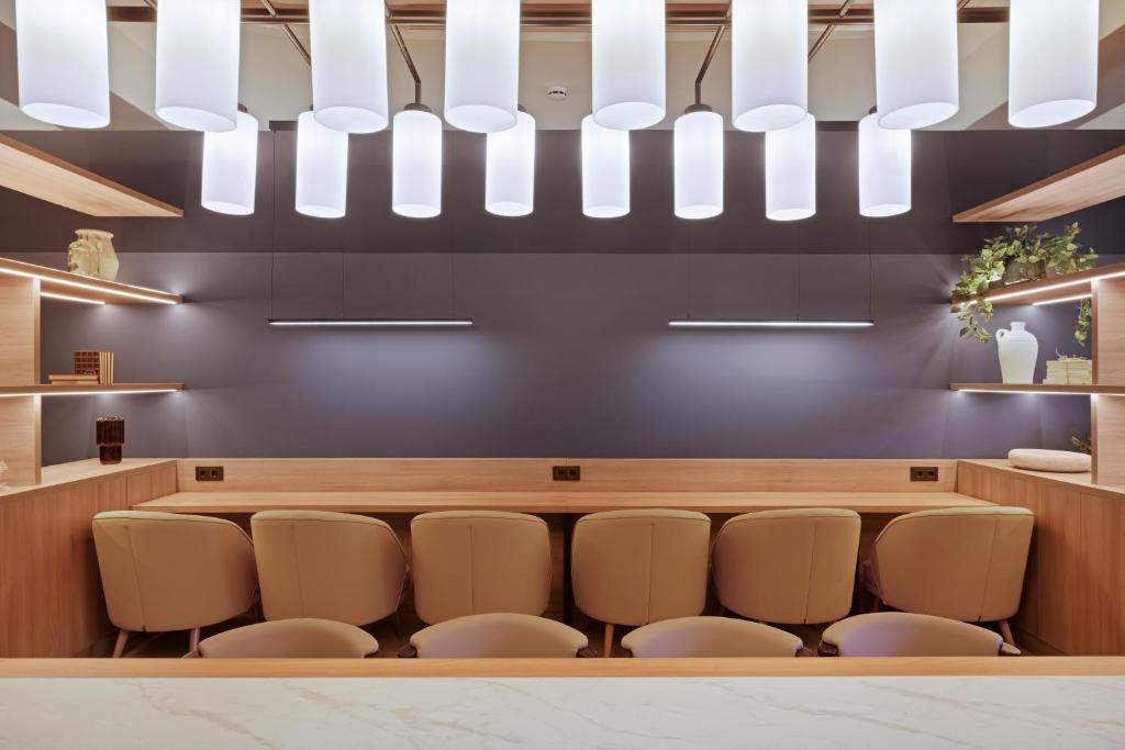 B&B HOTEL Málaga Centro - Resim 18