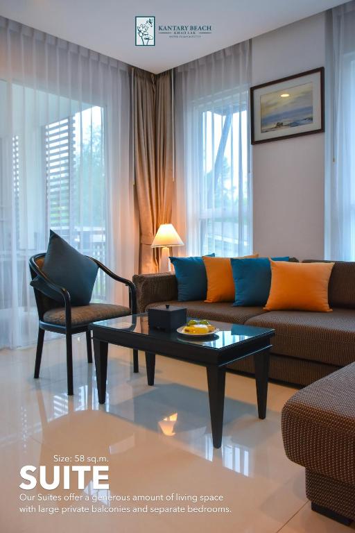 Posezení v ubytování Kantary Beach Hotel Villas & Suites
