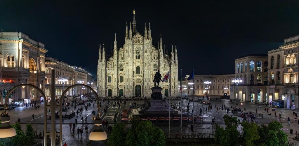 AF Duomo - Milano Luxury Suites - Resim 6