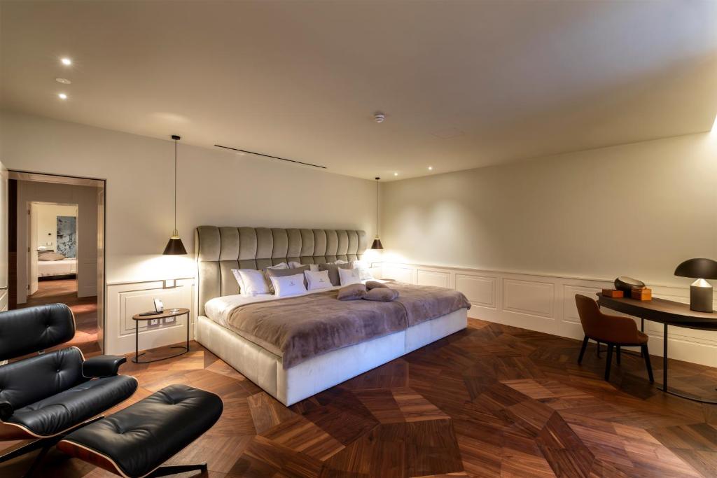 AF Duomo - Milano Luxury Suites - Resim 30