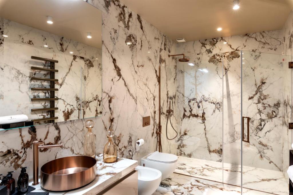 AF Duomo - Milano Luxury Suites - Resim 25