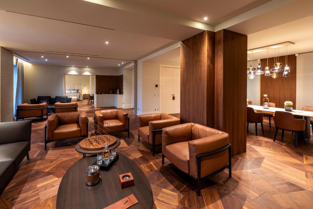 AF Duomo - Milano Luxury Suites - Resim 44