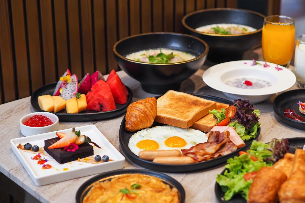 Aira Hotel Bangkok Sukhumvit 11 - Resim 17