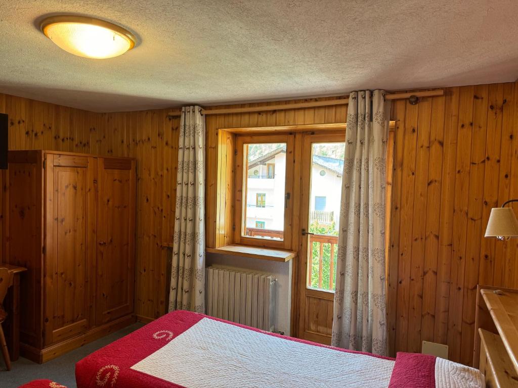 Postel nebo postele na pokoji v ubytování Hotel Ondezana