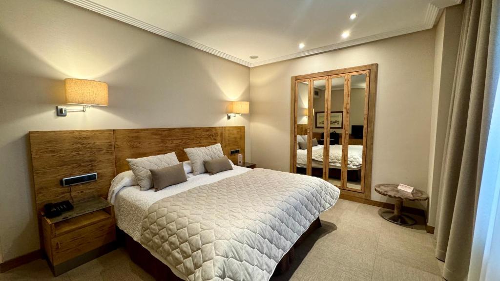 Hotel San Juan de los Reyes - 16