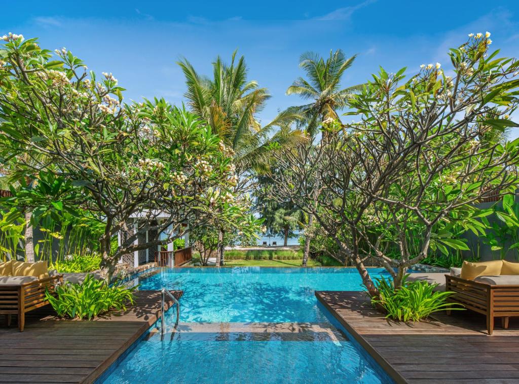 Bazén v ubytování The Sira, a Luxury Collection Resort and Spa, Lombok nebo v jeho okolí