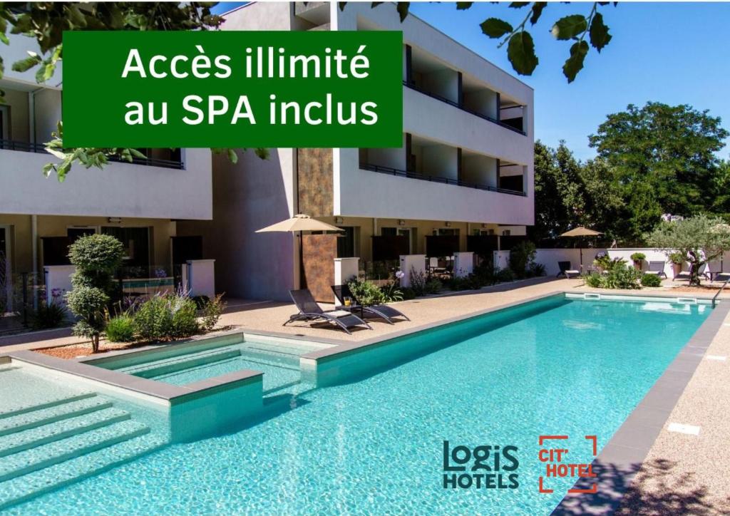 Bazén v ubytování Forme-hotel & Spa Montpellier Sud-Est - Parc Expositions - Arena nebo v jeho okolí