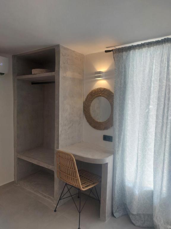Foto sihtkohas Pánormos asuva majutusasutuse Apomero Apartment in Rochari Panormos galeriist