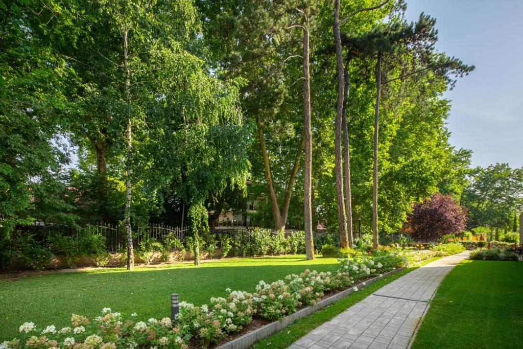 Zahrada ubytování Sungarden Wellness Hotel Siófok