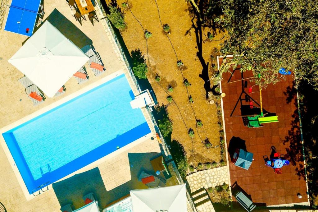 Πισίνα στο ή κοντά στο Villa Trules