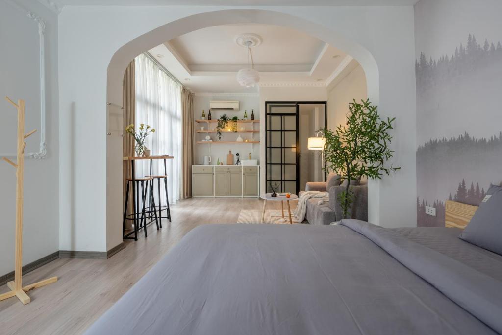 Giường trong phòng chung tại Sun Hanoi Opera Homestay 10m to HoanKiem Lake Old Quarter Ha Noi