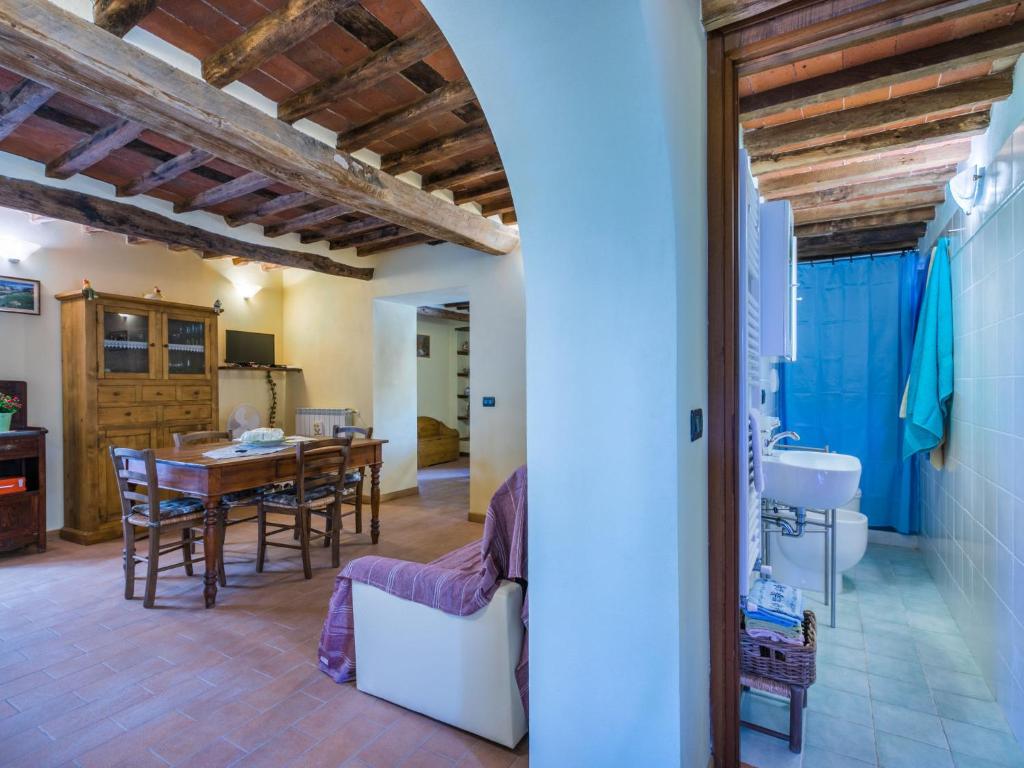 A kitchen or kitchenette at Holiday Home Poggetto Pellegrini by Interhome