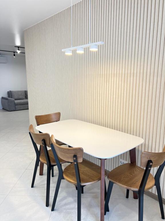 VIP Апартаменти подобово - Housity