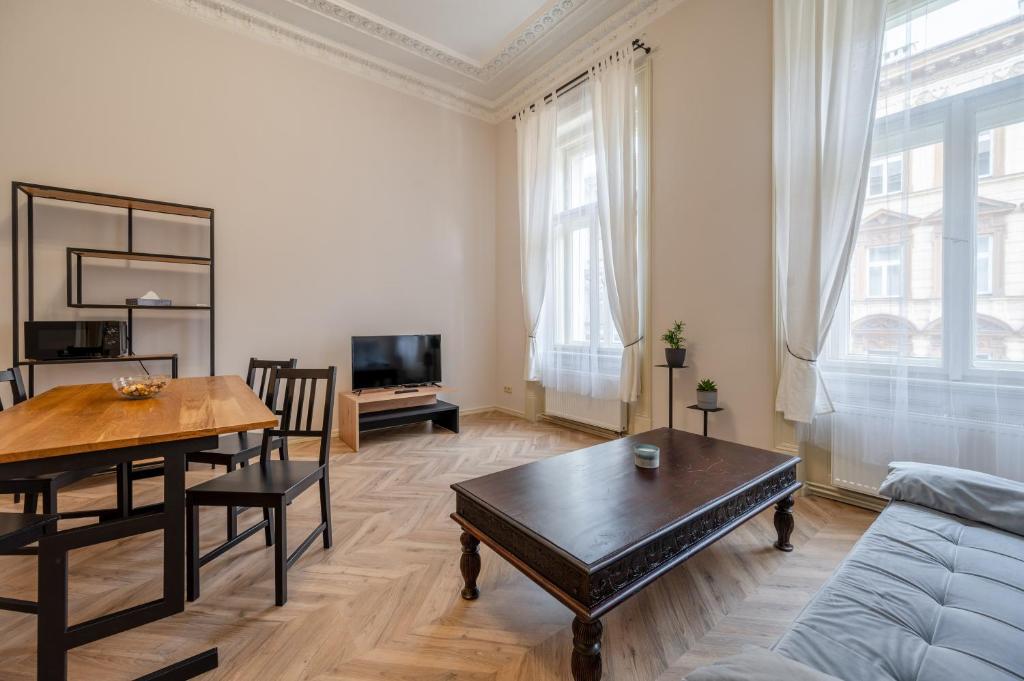 TV a/nebo společenská místnost v ubytování Palace Petrarca