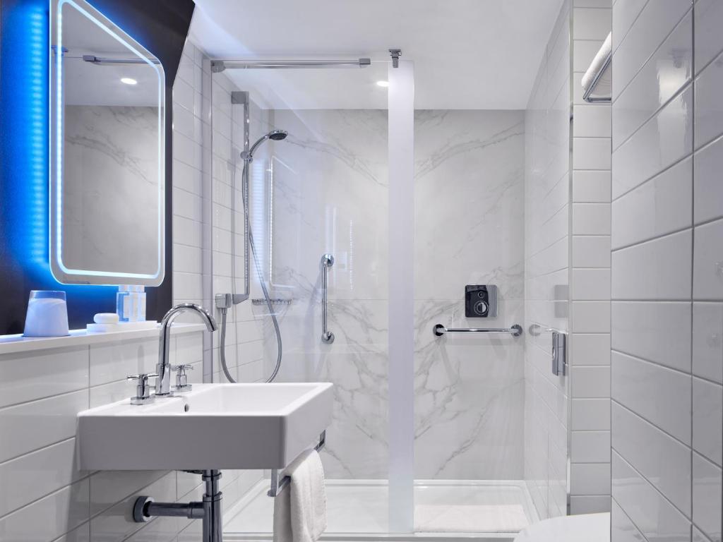 Strand Palace - Resim 11